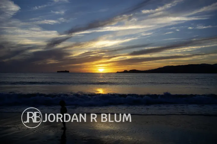 Photograph by Jordan Blum, frame 100