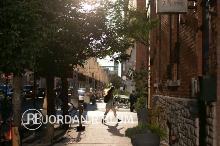 Photograph by Jordan Blum, frame 72