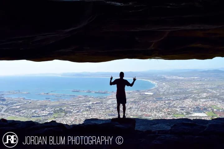 Photograph by Jordan Blum, frame 31